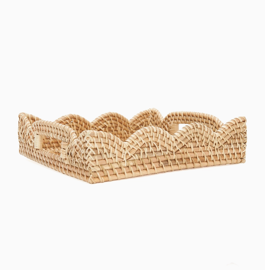 Kubo Mariposa Woven Scalloped Rattan Tray